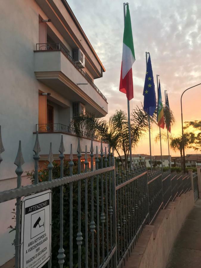 Sunrise Residence Santa Domenica  Ngoại thất bức ảnh
